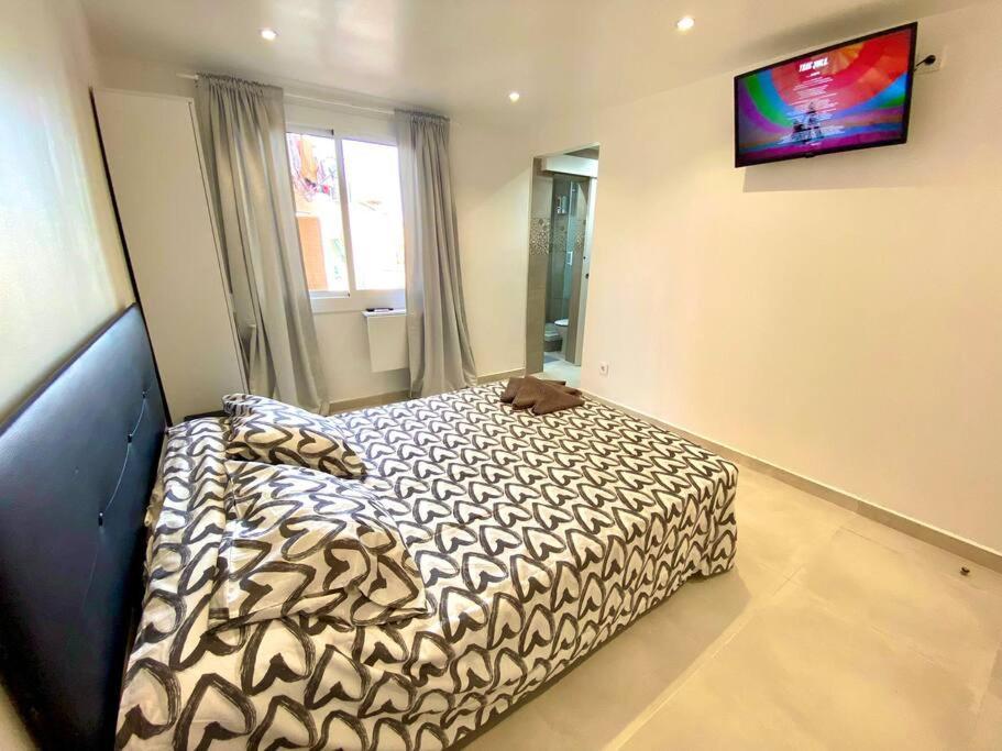 Apartamentos Con Bano Privado Frente Al Metro L5 Barcelona-Hospitalet L'Hospitalet de Llobregat Extérieur photo